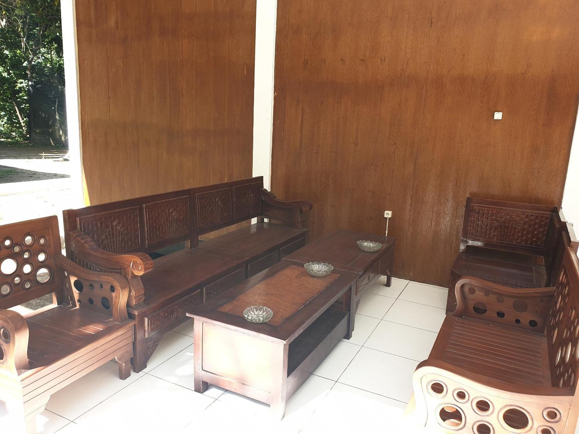 Capital O 92612 Penginapan D'Alas Purwo & Beachnearpadang Savana Sadengan Banyuwangi  Exteriör bild